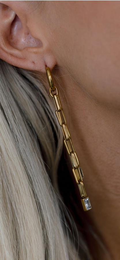 CHELSEA EARRINGS