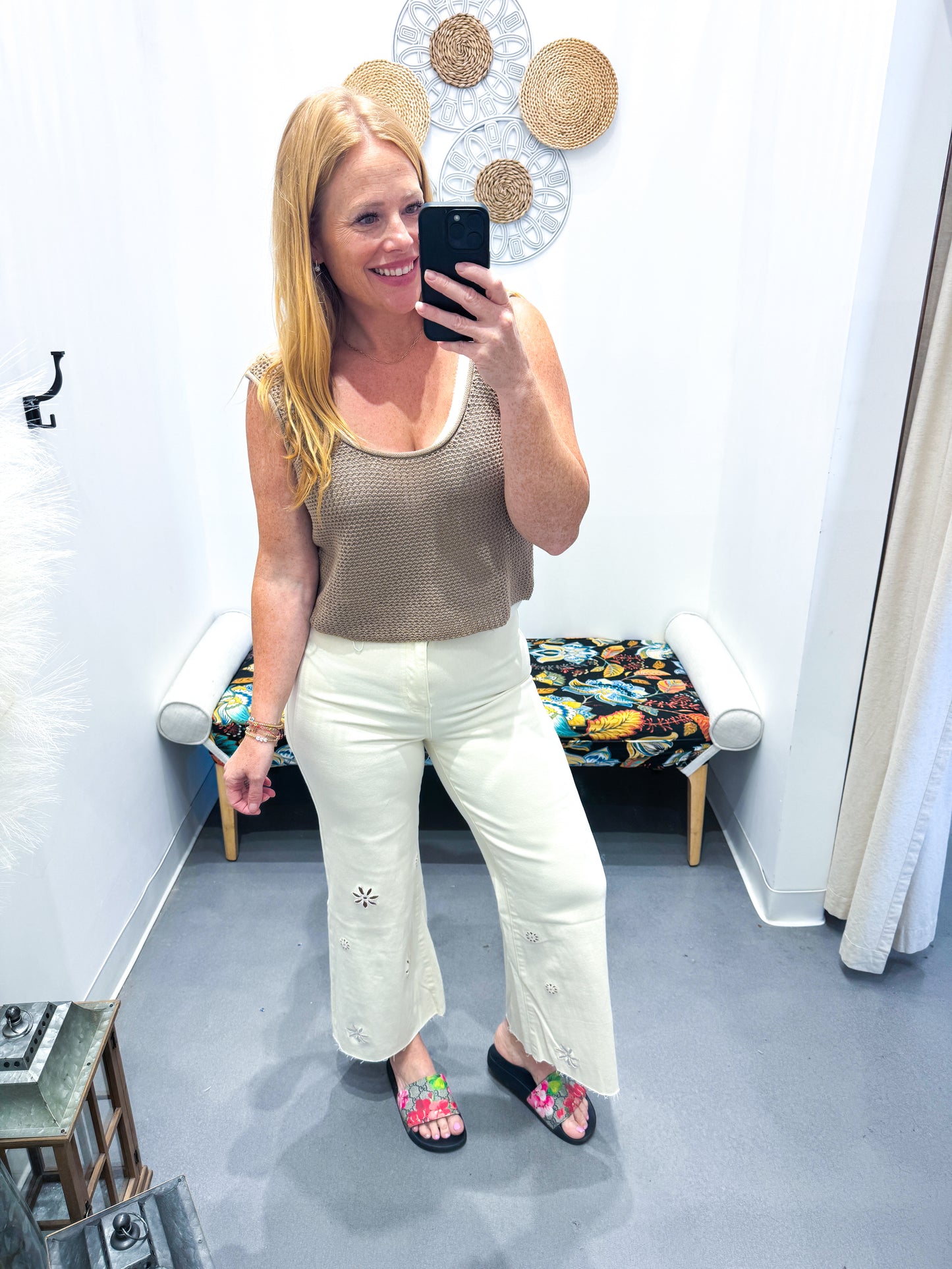 Anniewear Floral Cutout Jeans