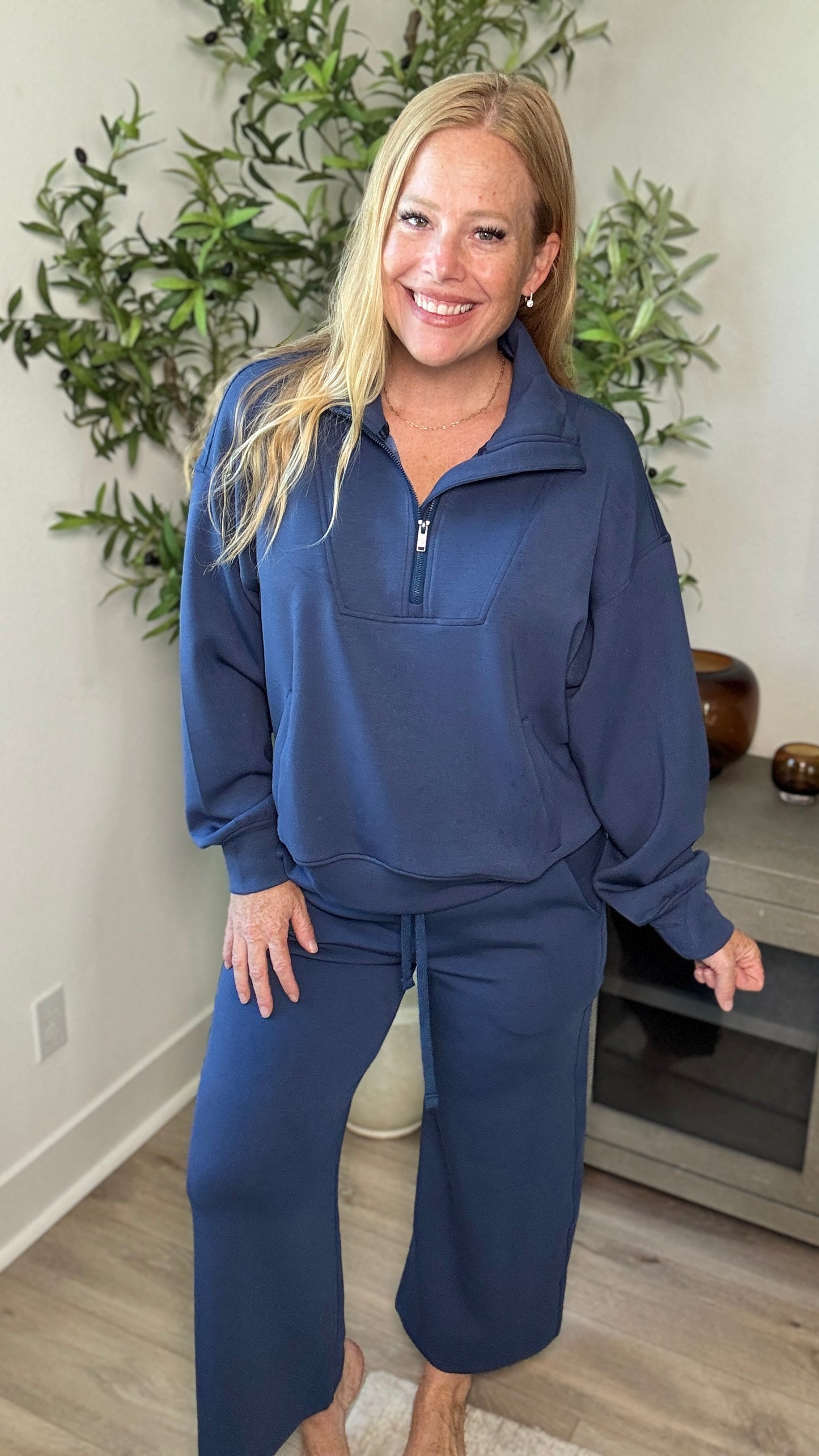 Lounge Life 3/4 Zip Top