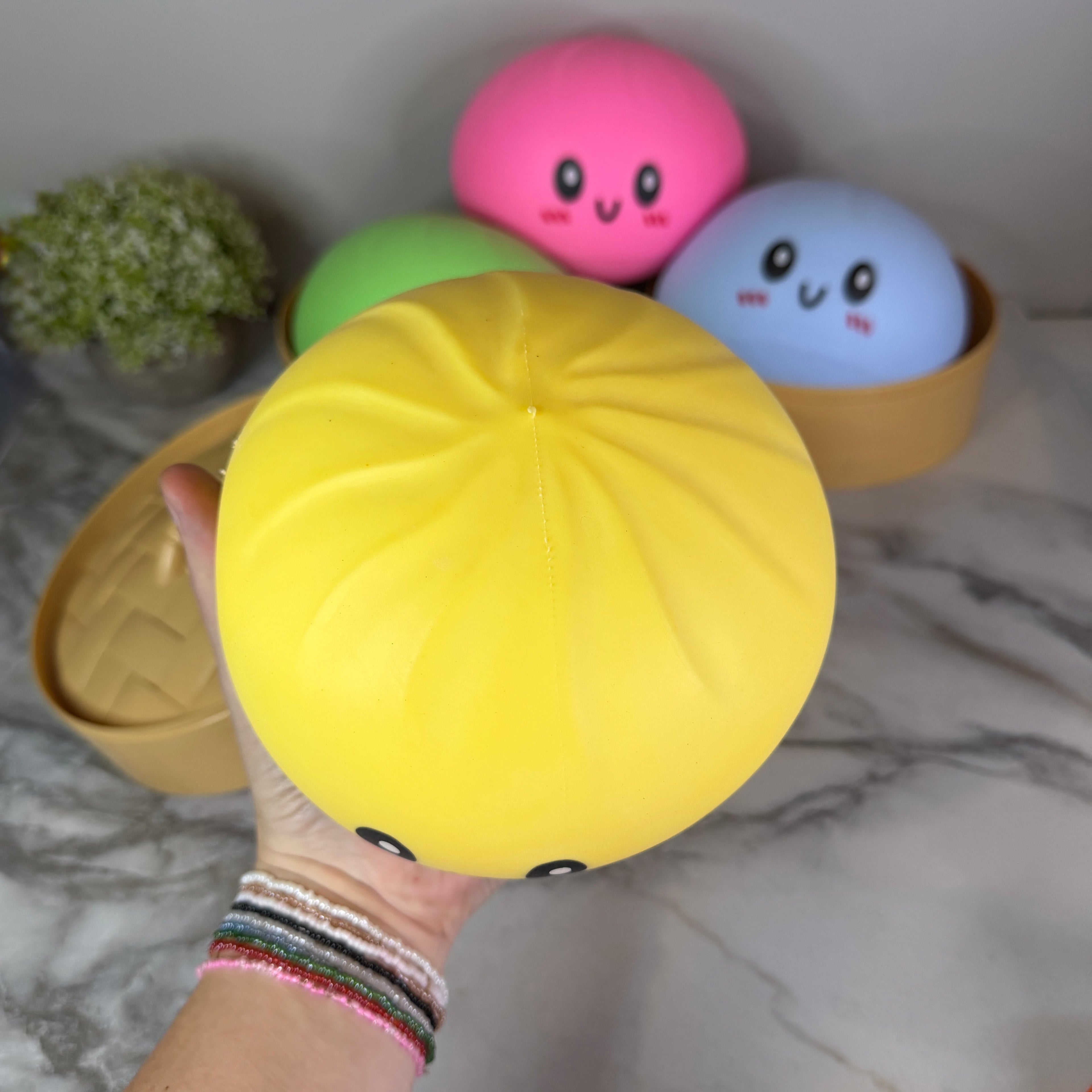 Squishy Toy - XL Dumpling, Quick Squeeze Solid