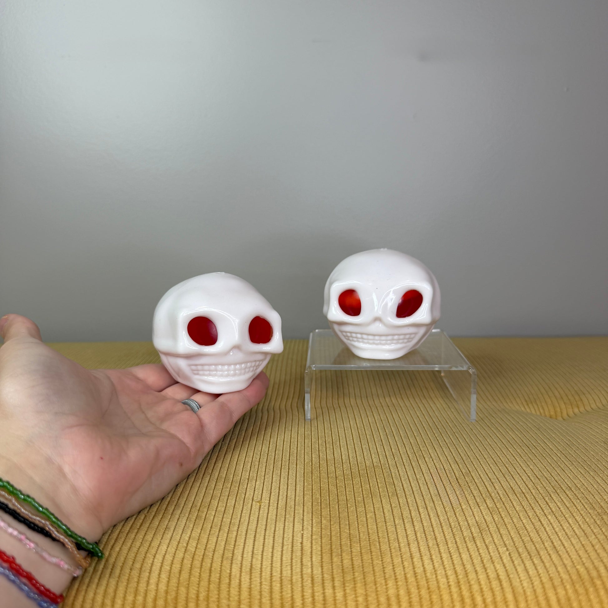 Squishy Toy - Halloween - Skull Head + Worms