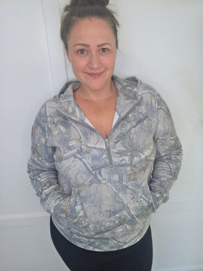Shorter Halfzip Hoodie - Camo