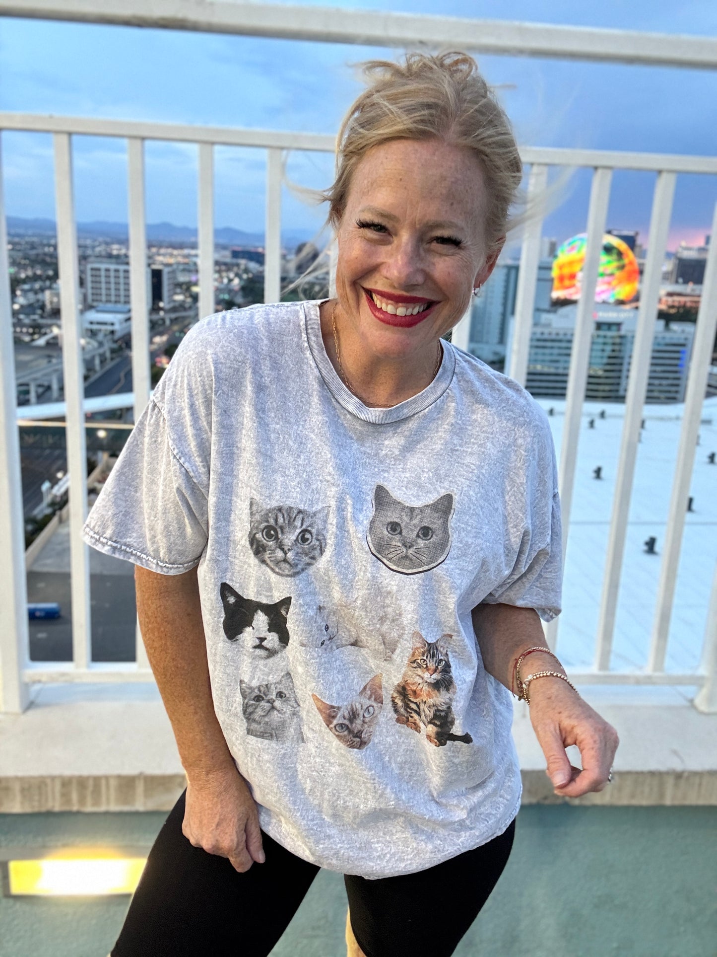 Vintage Kitty Band Tee