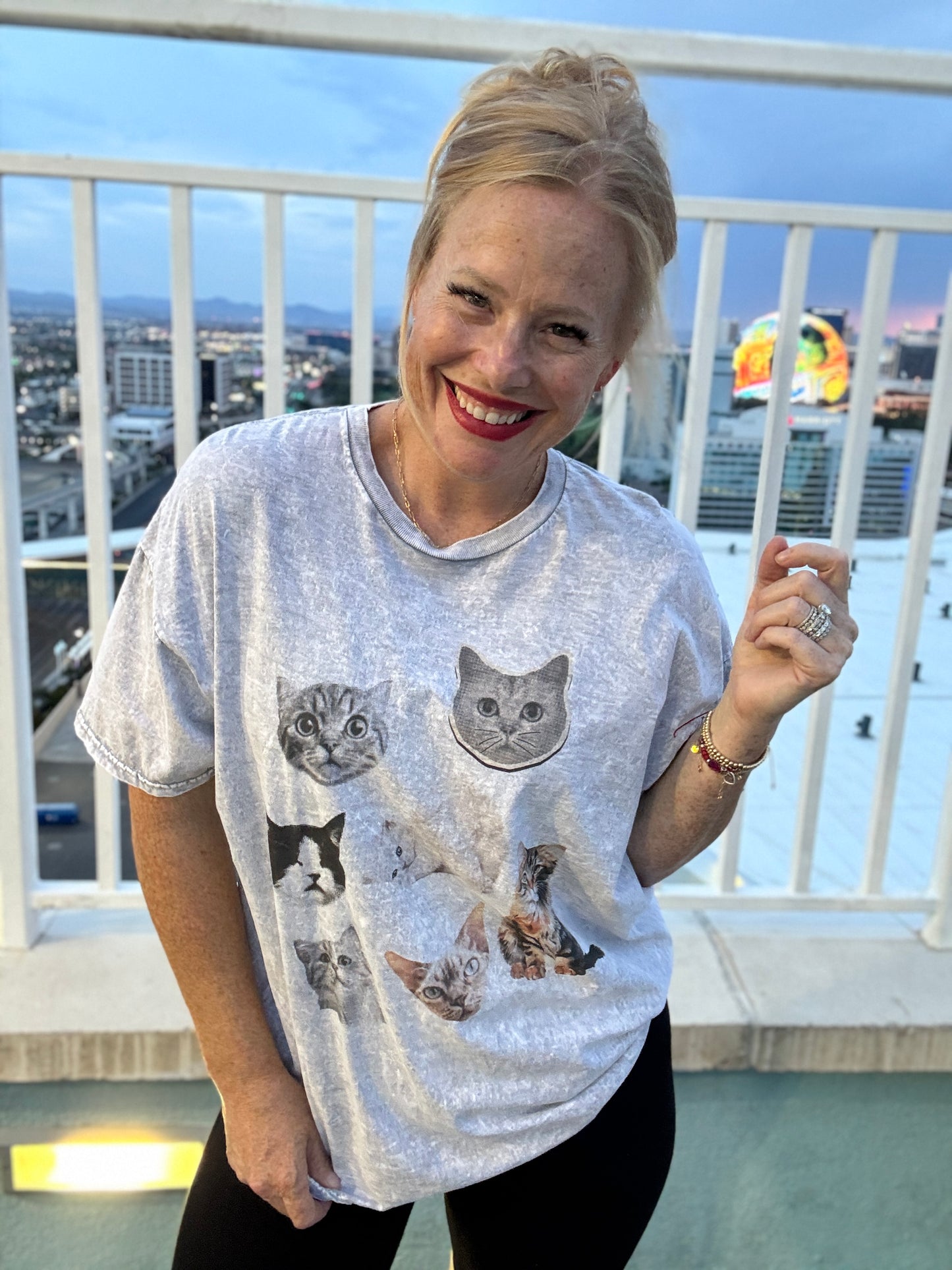 Vintage Kitty Band Tee
