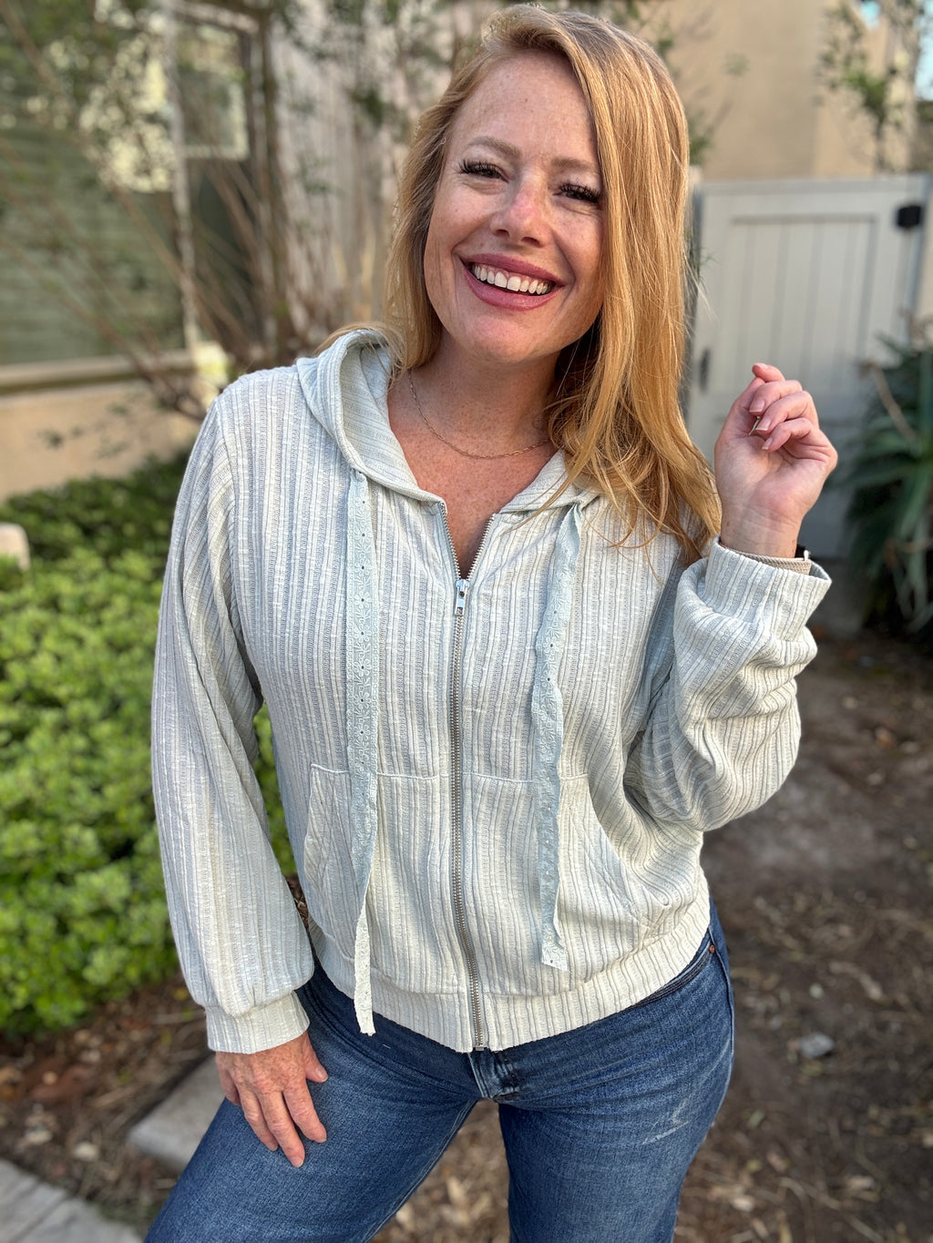 Mint to Be Light Zip Up