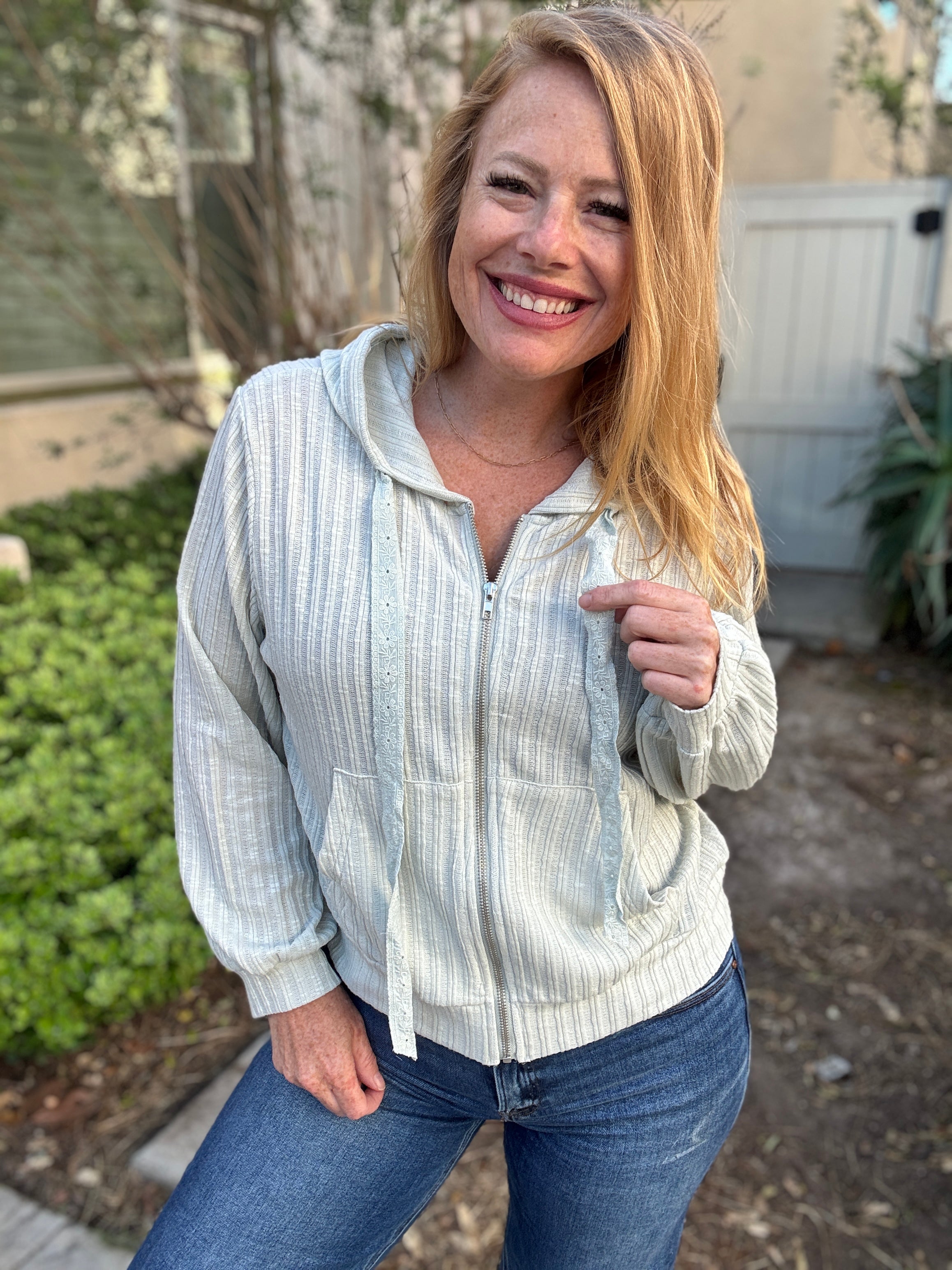 Mint to Be Light Zip Up