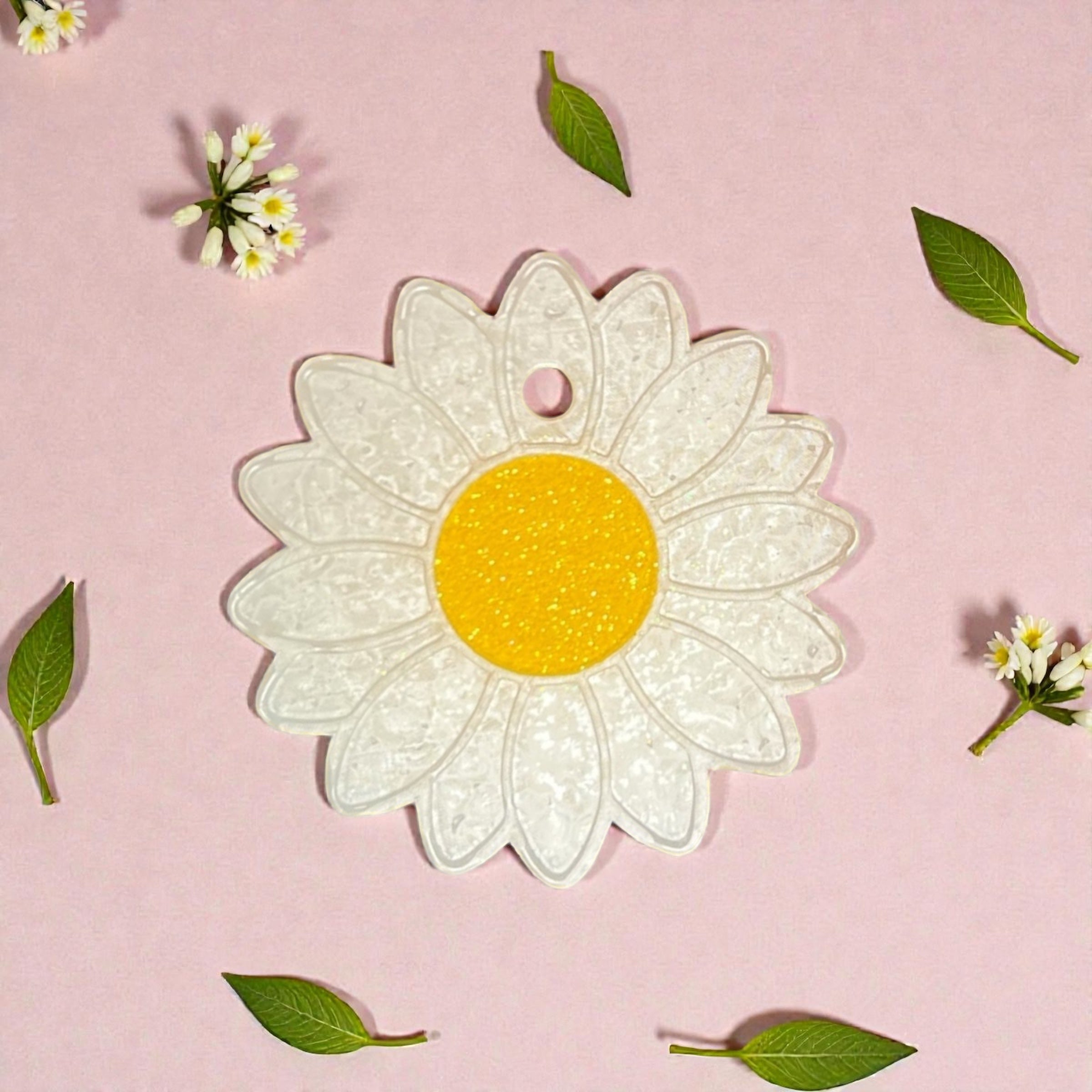 Medium Daisy Freshie