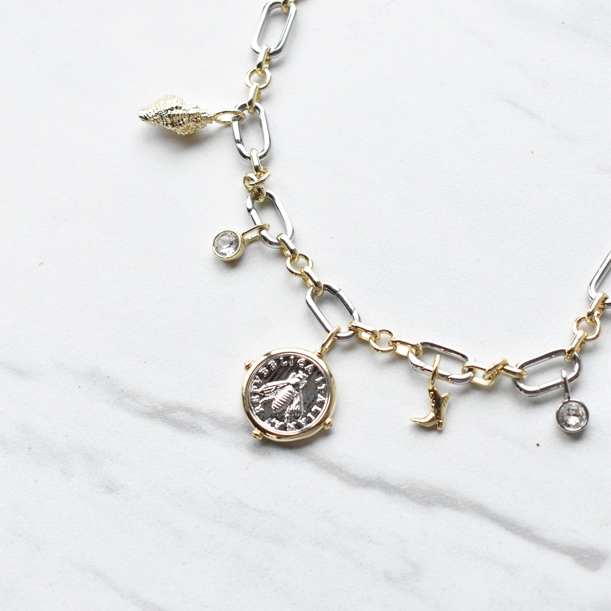 Repubblica Bee Two Tone Charm