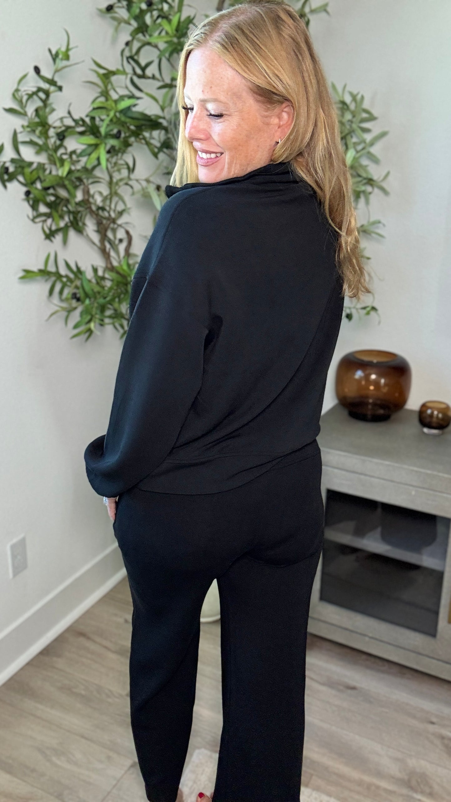 Lounge Life 3/4 Zip Top