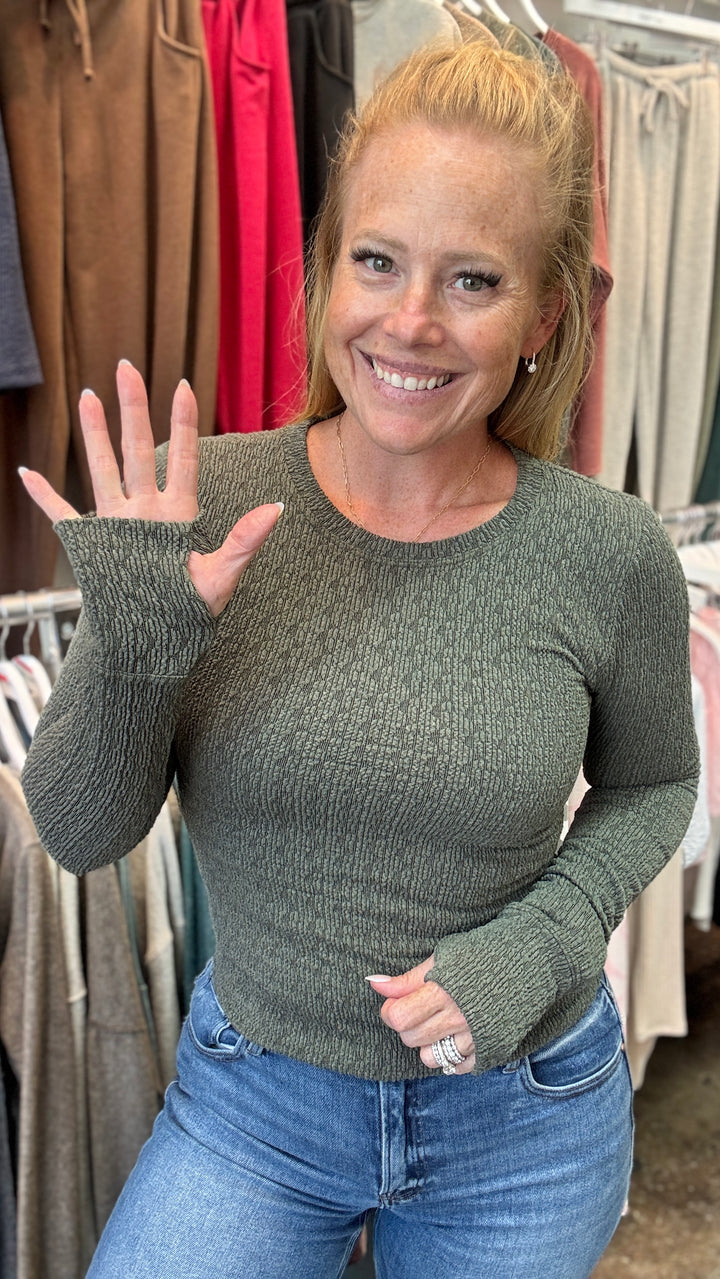 Puckered Jacquard Crew Neck Long Sleeve Thumbhole Top