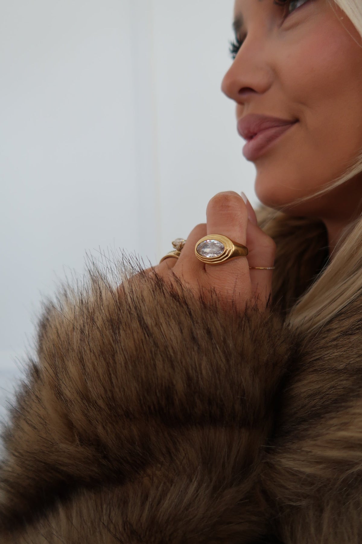 CARLY RING