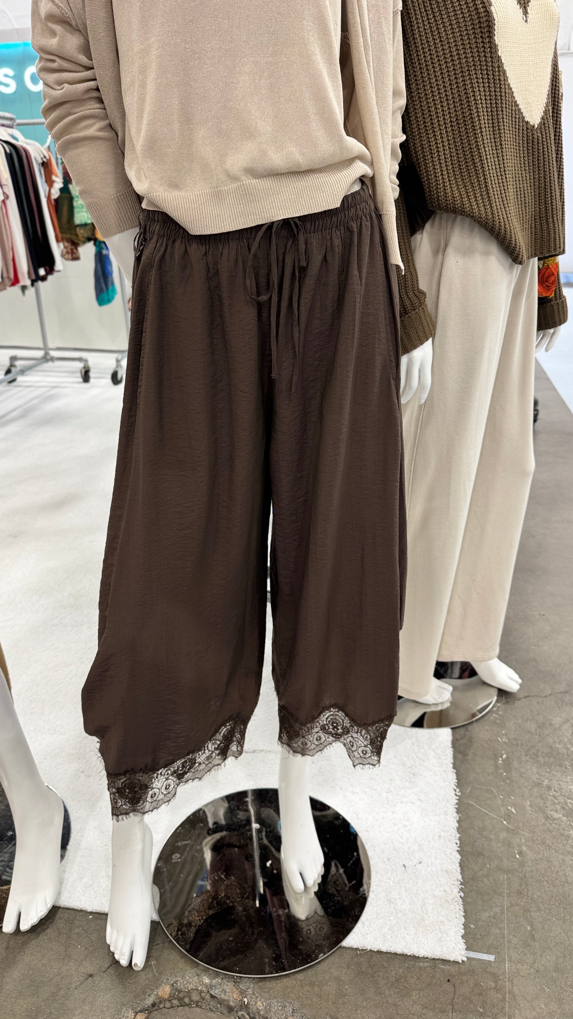THE Pant with Lace Detail *PREORDER*