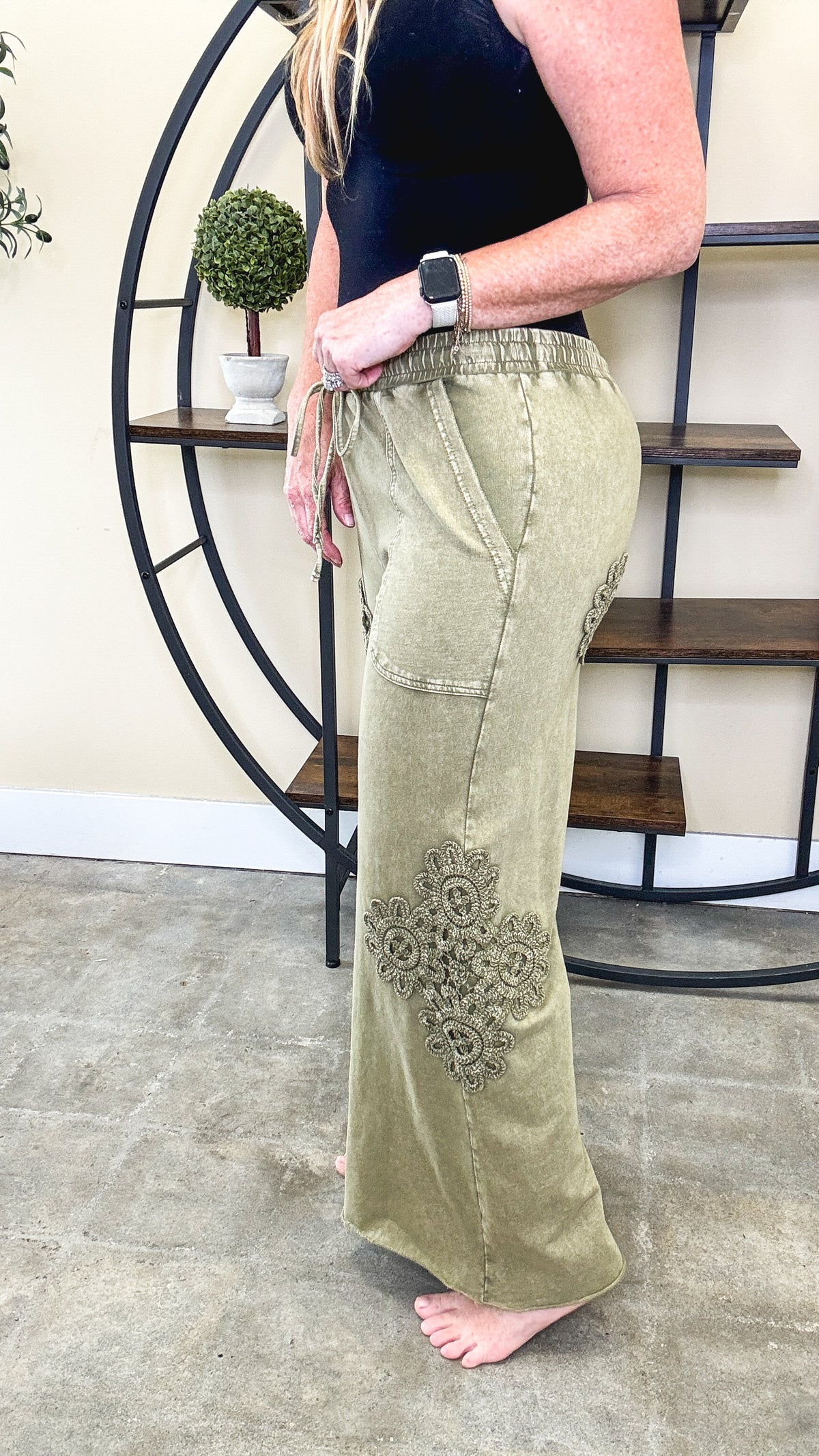 Olive Muse Crochet Patch Pants
