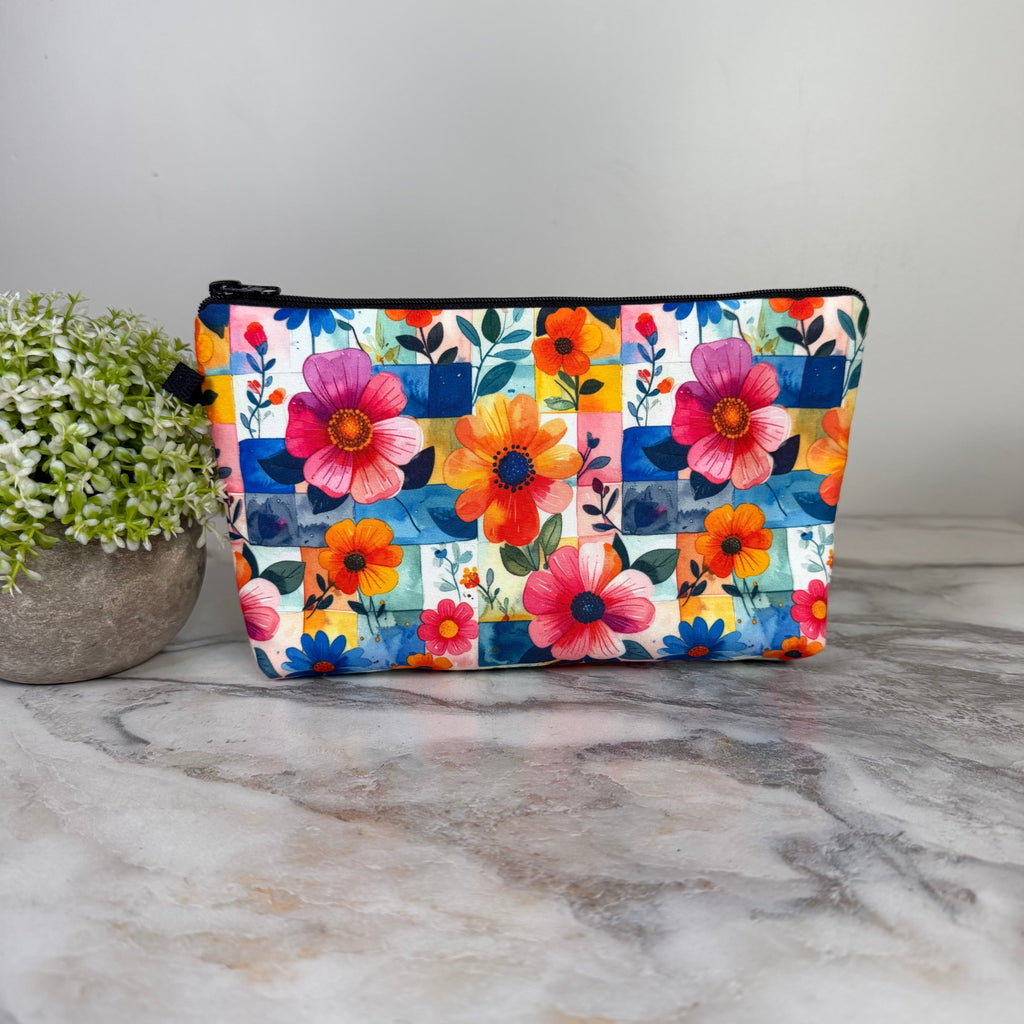 Pouch - Checkered Floral
