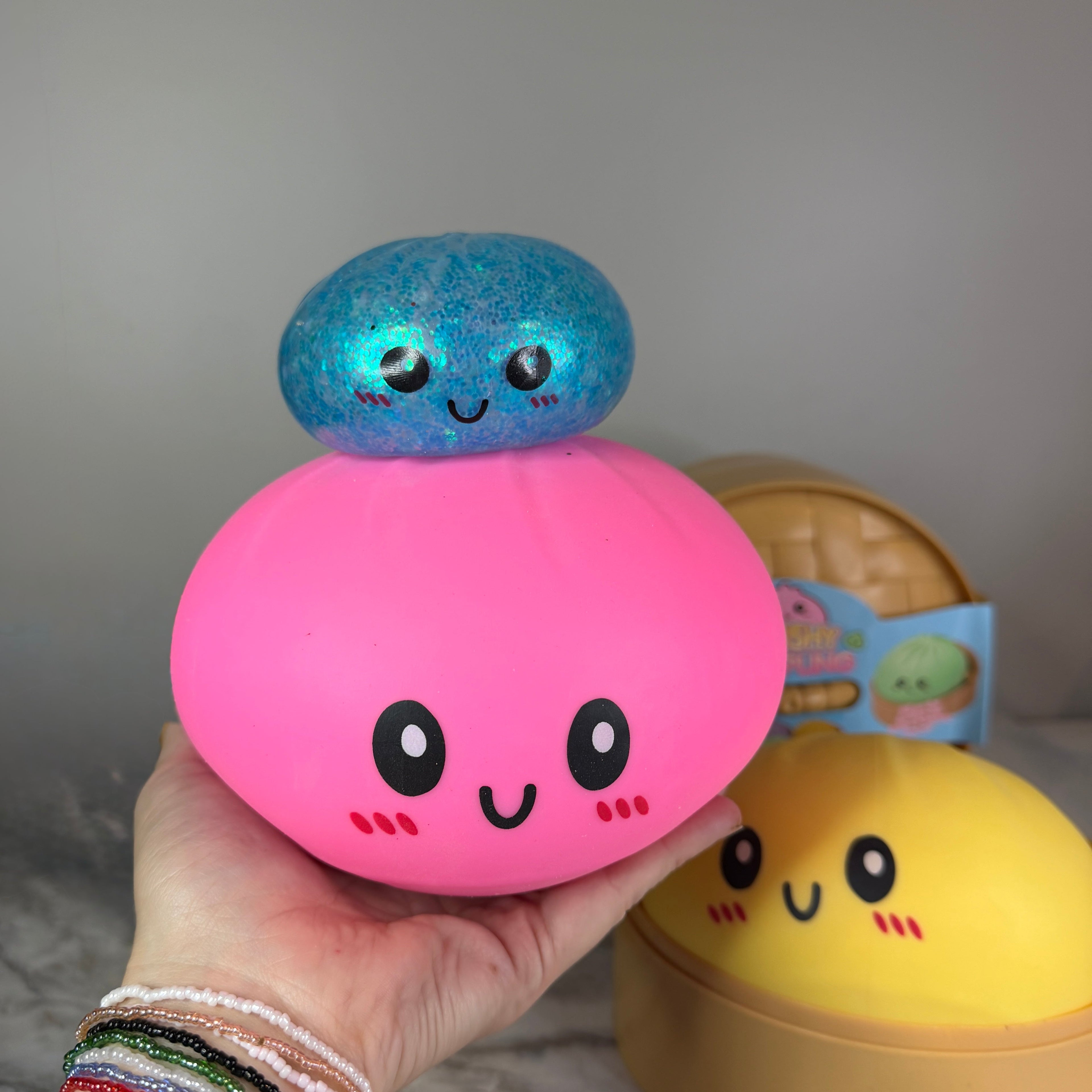 Squishy Toy - XL Dumpling, Quick Squeeze Solid