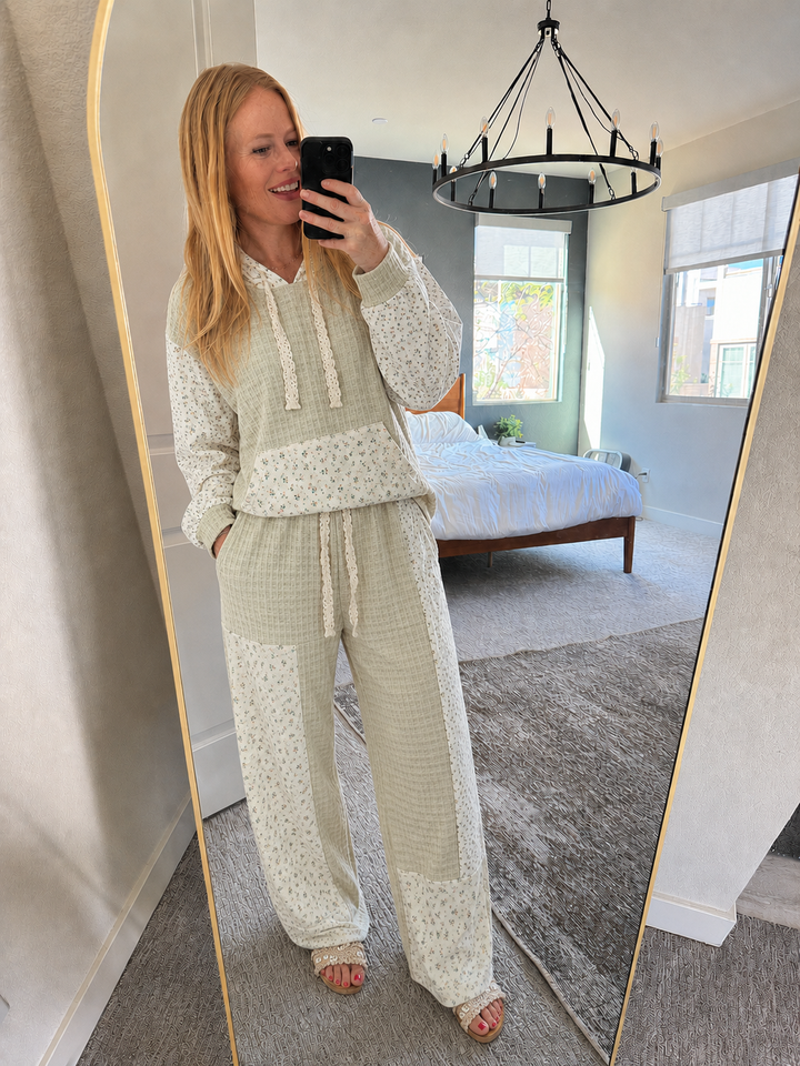 POL Mixed Knit Contrast Print Sleeve Hoodie with Kangaroo Pocket