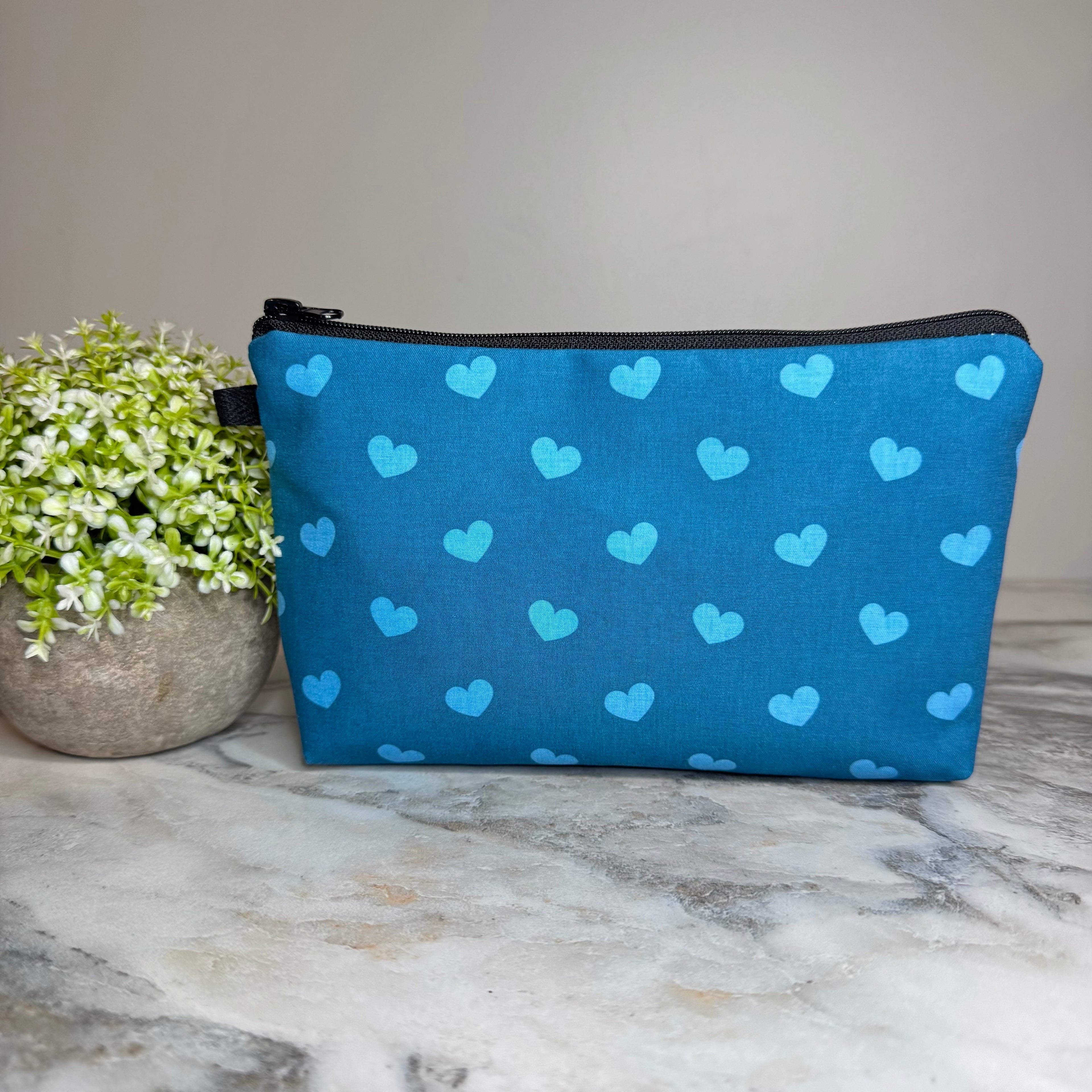 Pouch - Dark Blue Hearts