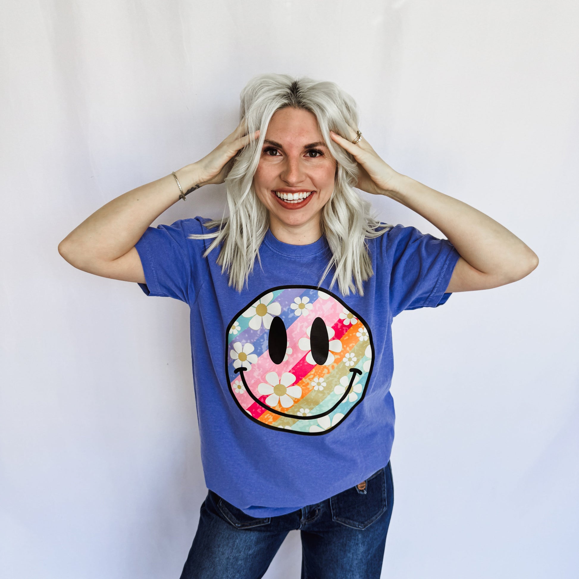 Daisy Stripe Smile Graphic Tee