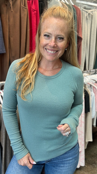 Brushed Rib Round Neck Raglan Long Sleeve Thumbhole Top