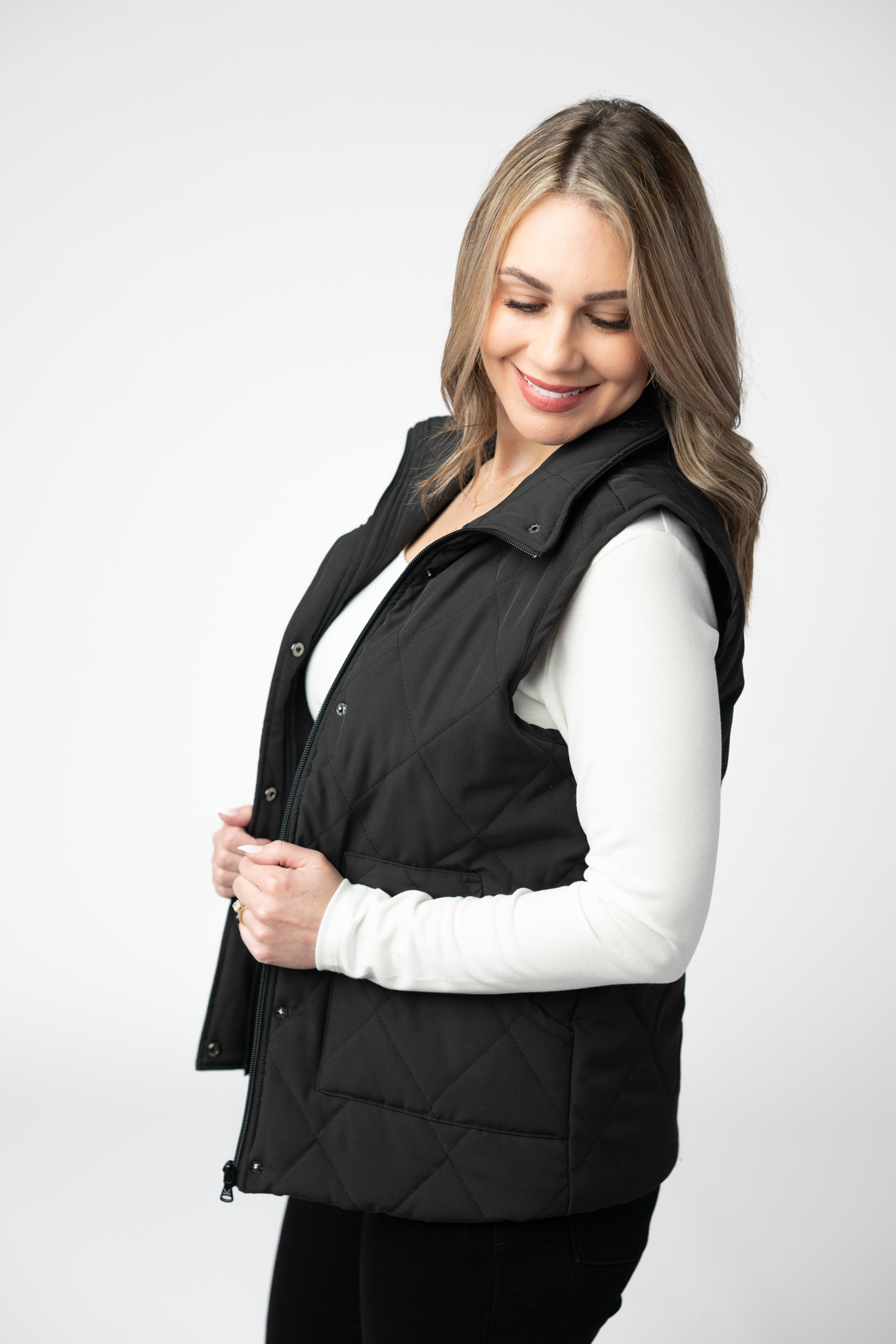 Remy Zip Up Vest - Black