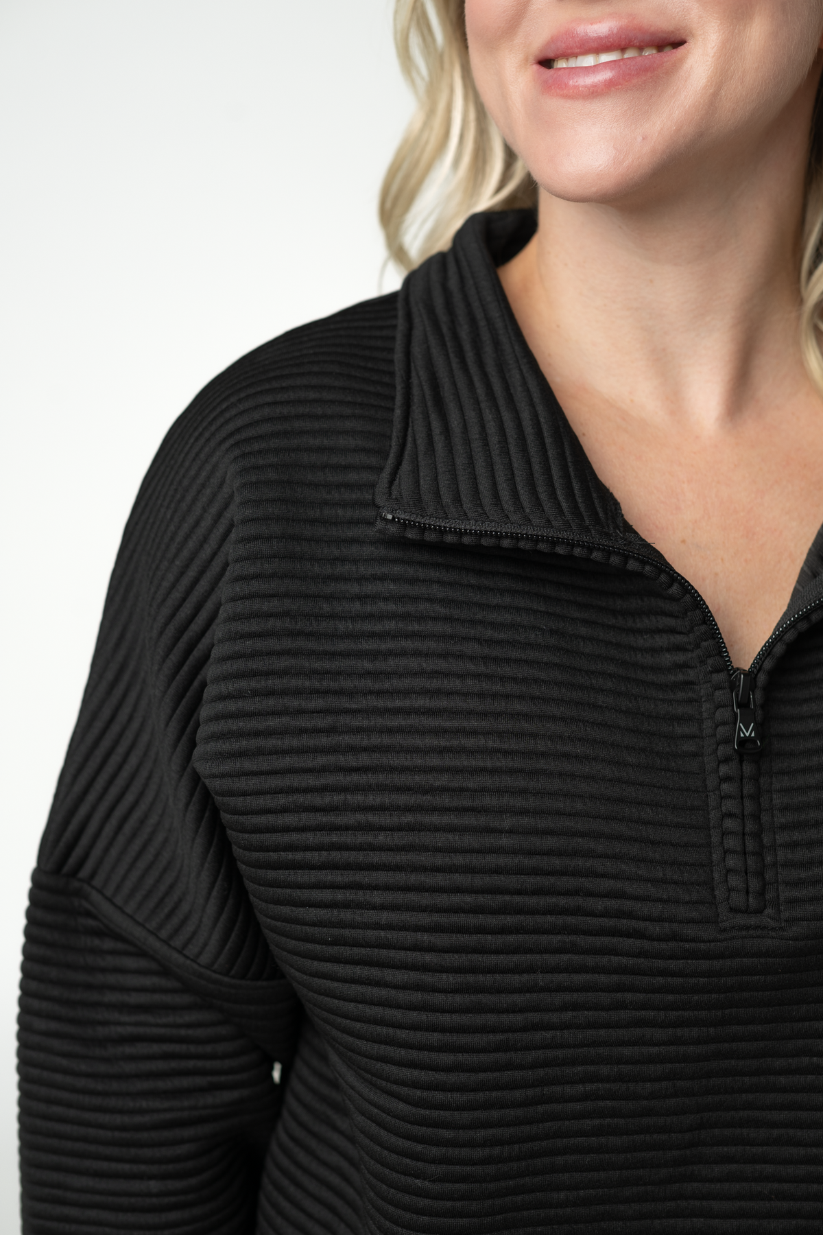 Tatum Quarter Zip - Black