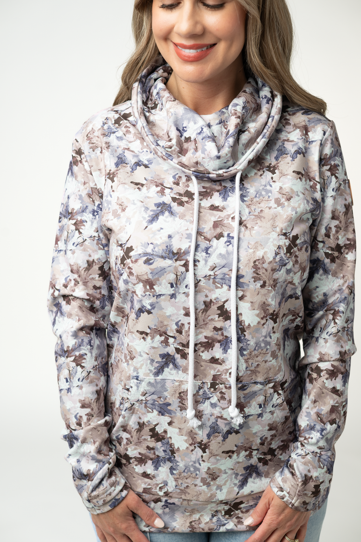 Soft Funnel Neck - Neutral Leaves