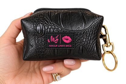 Bitty Bobbie Bag (Ships in 3/4 Weeks)