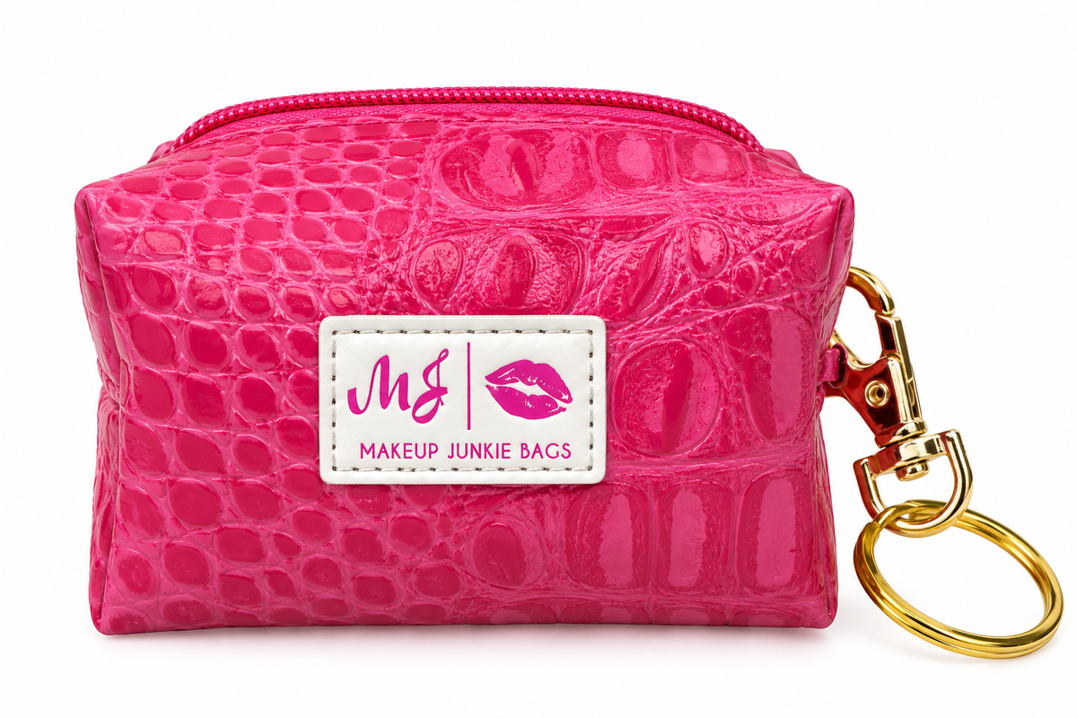 Bitty Bobbie Bag (Ships in 3/4 Weeks)