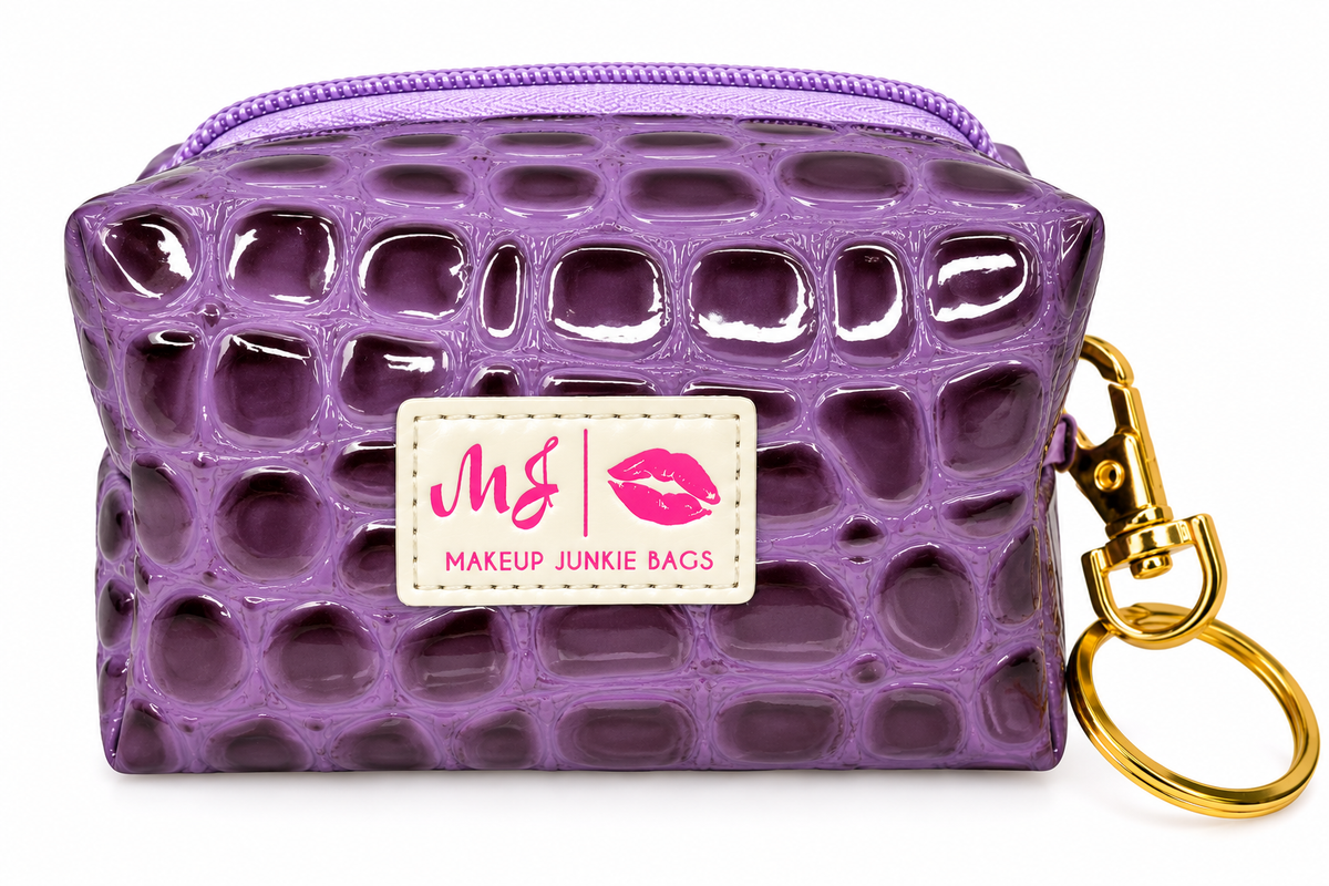 Bitty Bobbie Bag (Ships in 3/4 Weeks)
