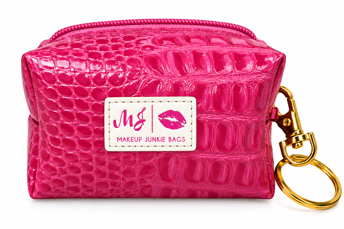Bitty Bobbie Bag (Ships in 3/4 Weeks)