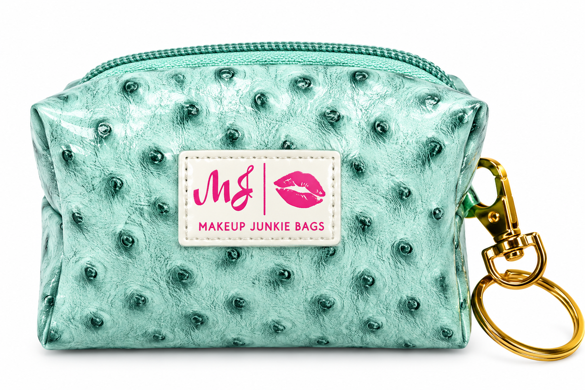 Bitty Bobbie Bag (Ships in 3/4 Weeks)