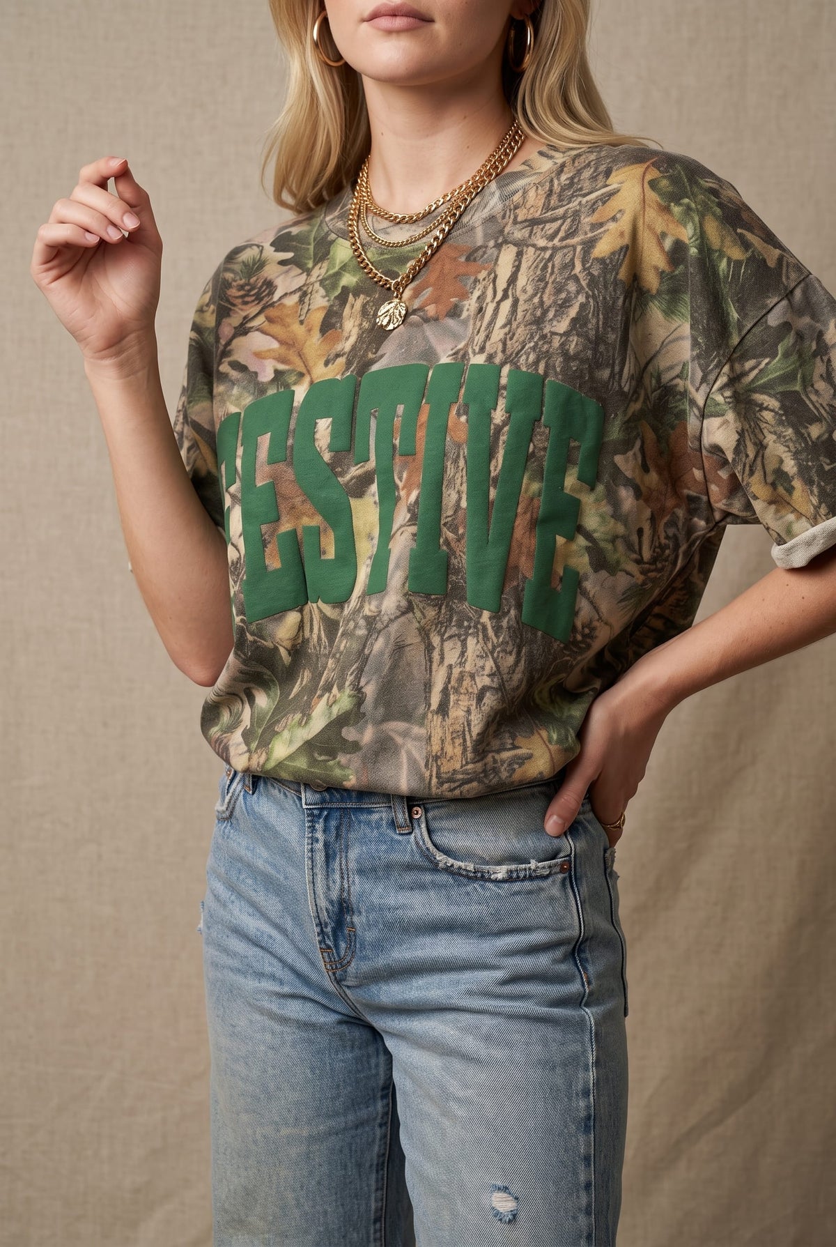 Festive Vintage Wood Camo Heavy Tee