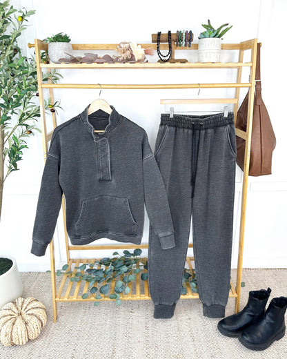 Vintage Wash Joggers - Black