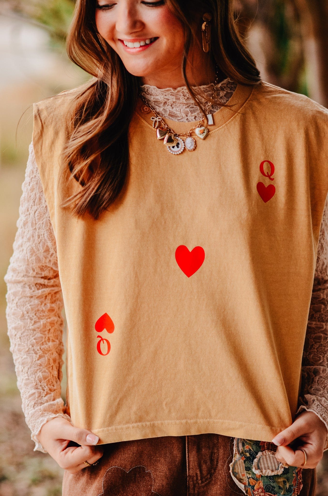 Queen Card Muscle Tee