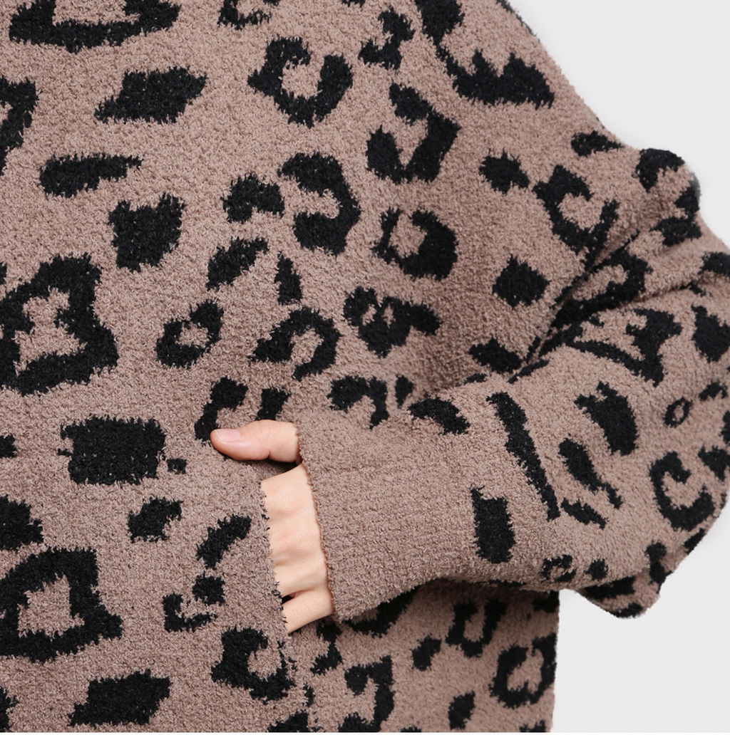 Leopard Print Soft Hooded Blanket W Pocket