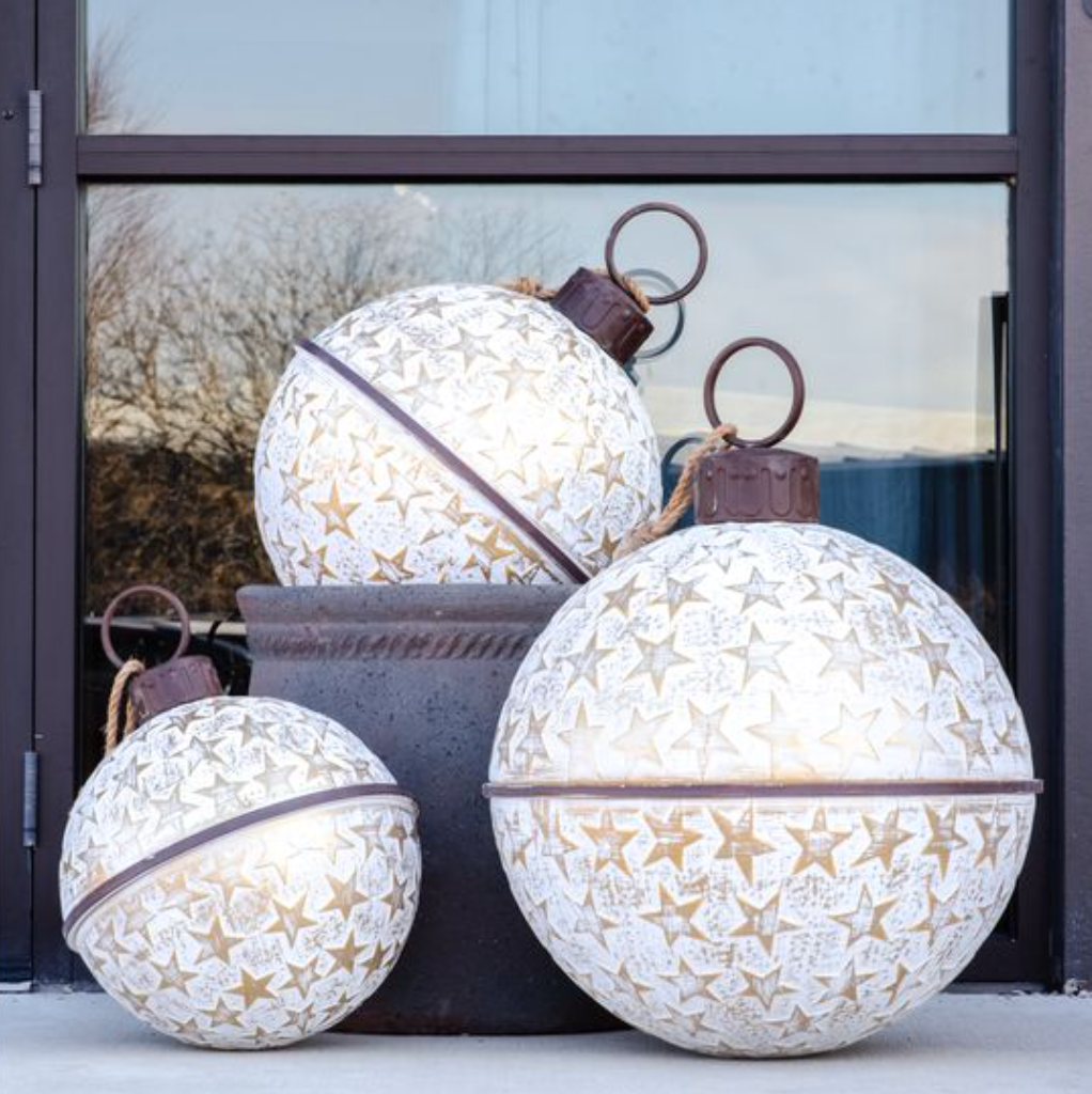White & Gold Jumbo Star Bells