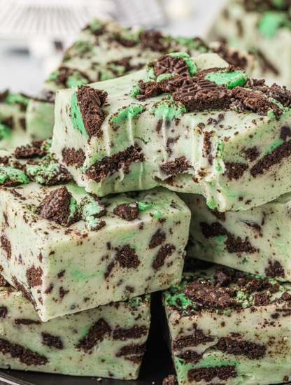 Mint Cookies & Cream Fudge