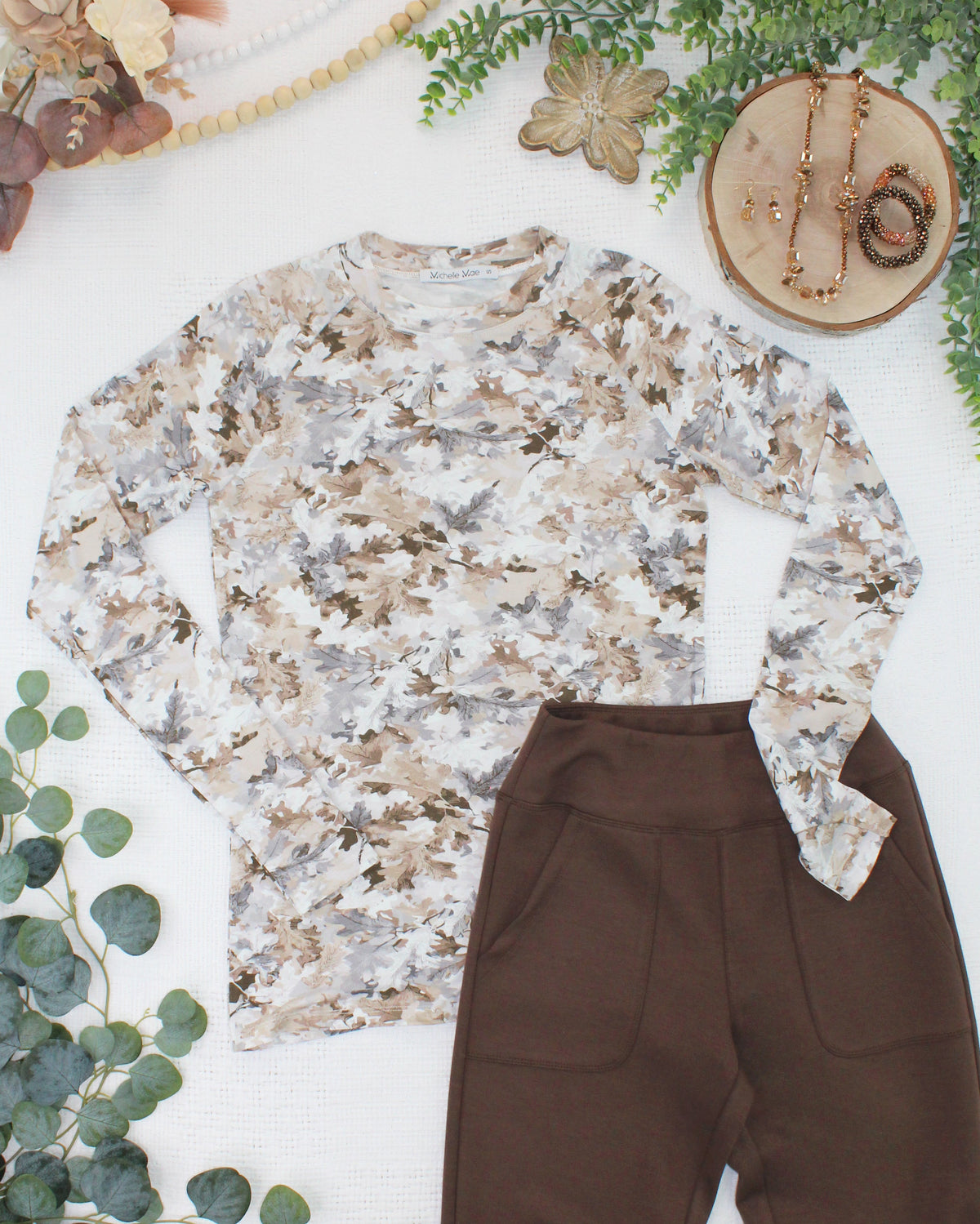 Blair Long Sleeve Top - Neutral Leaves